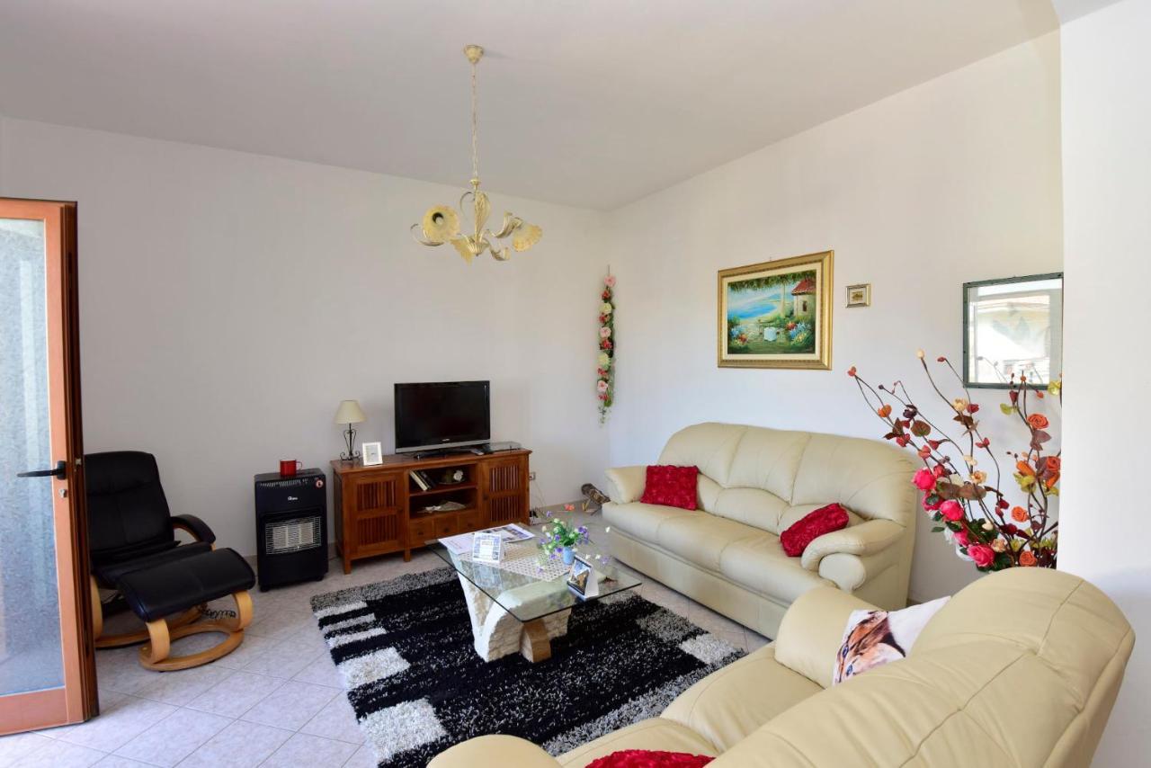Appartamento Vacanza Mogoro Exterior foto