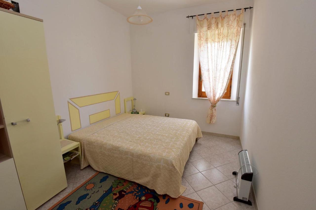 Appartamento Vacanza Mogoro Exterior foto