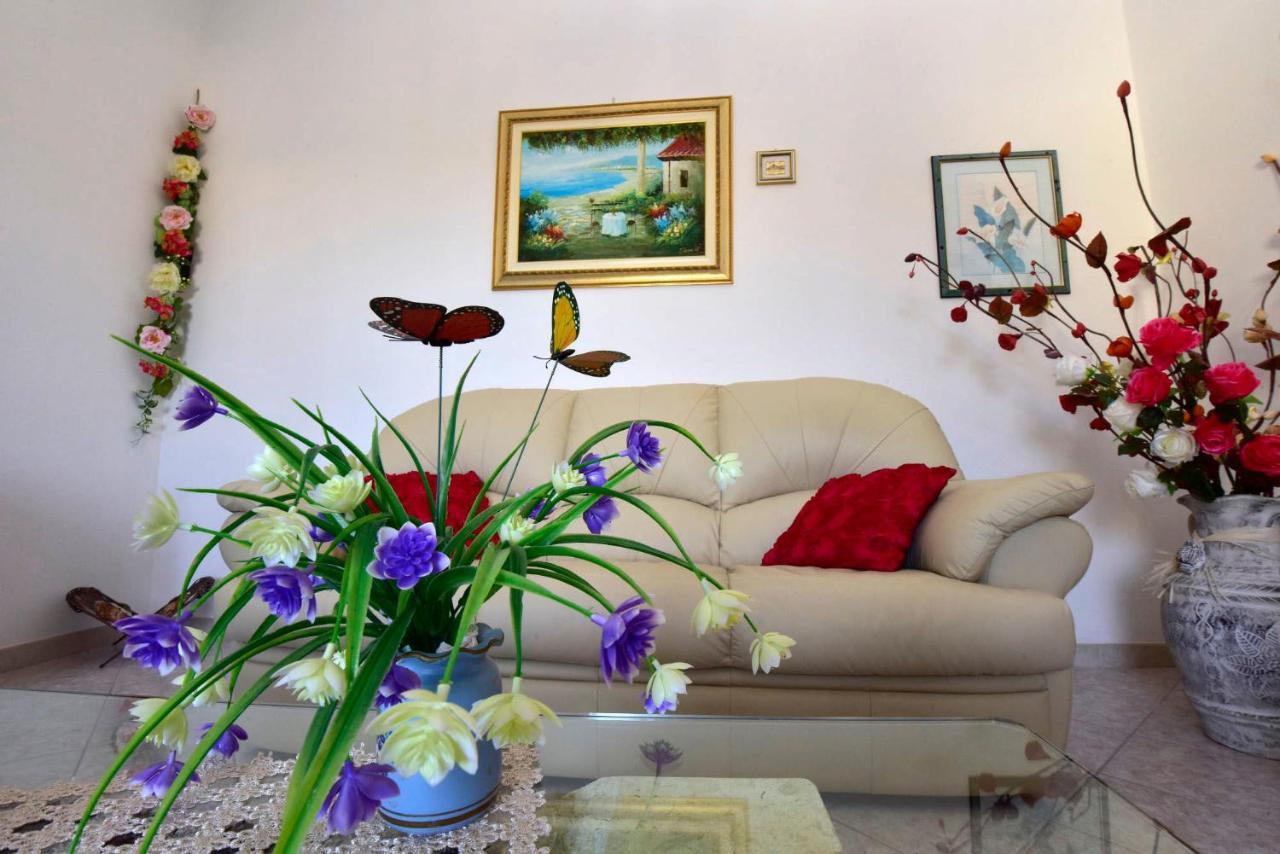 Appartamento Vacanza Mogoro Exterior foto